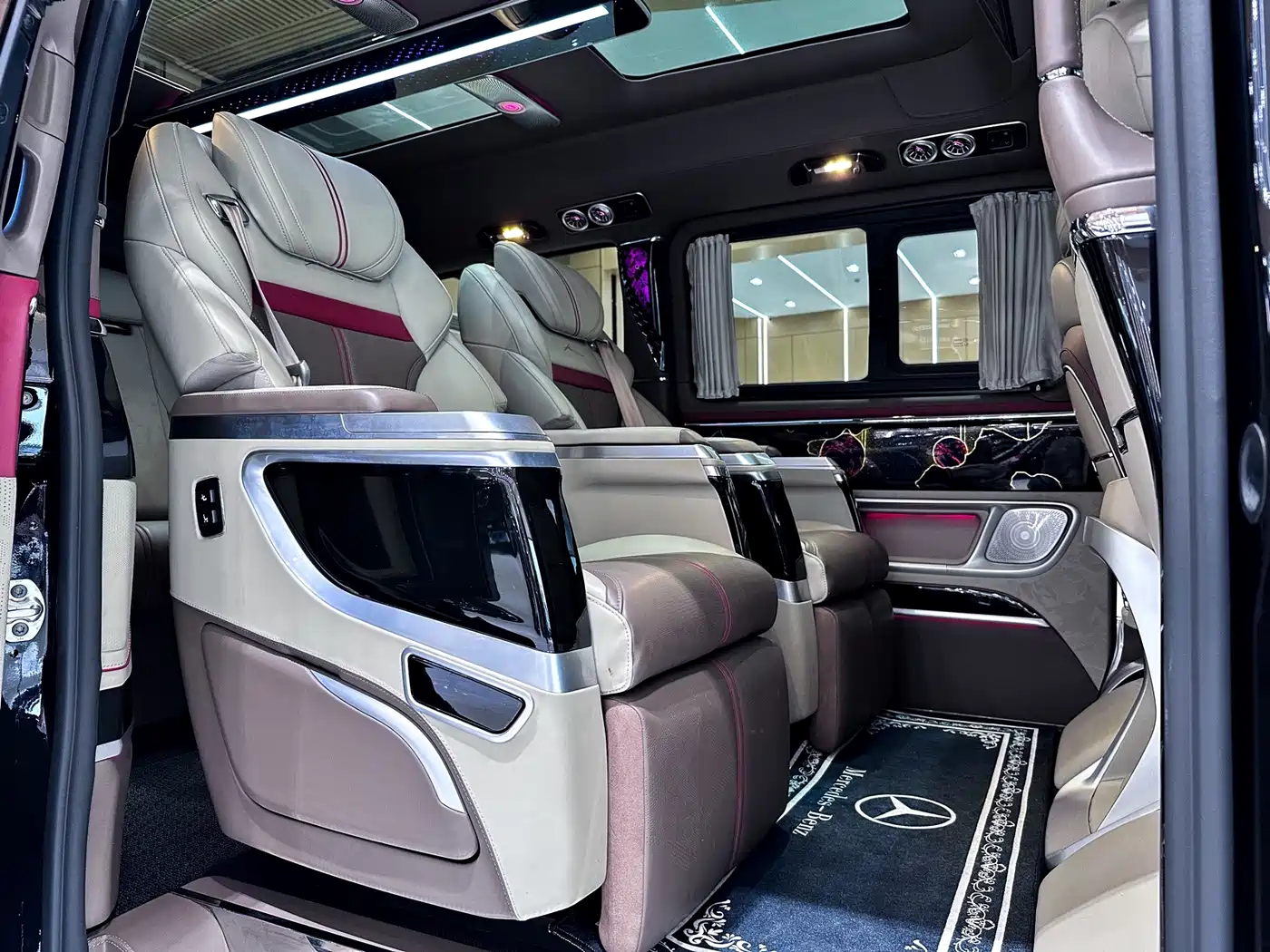 Lili Auto V-Class 2025 2023 Lion Dance Series 2.0T Zhang 7-Seater