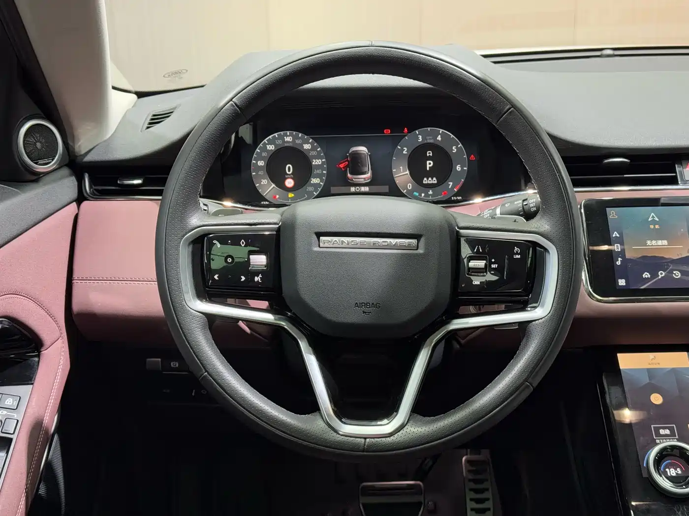 Land Rover Range Rover Evoque 2023 Range Rover Evoque L 249PS Luxury Edition фото 29