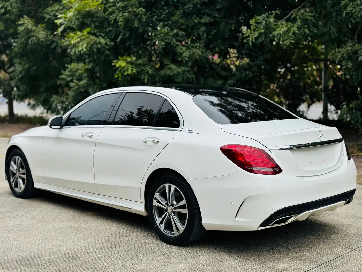 Mercedes-Benz C-Class 2016 C 200 L Sport фото 4