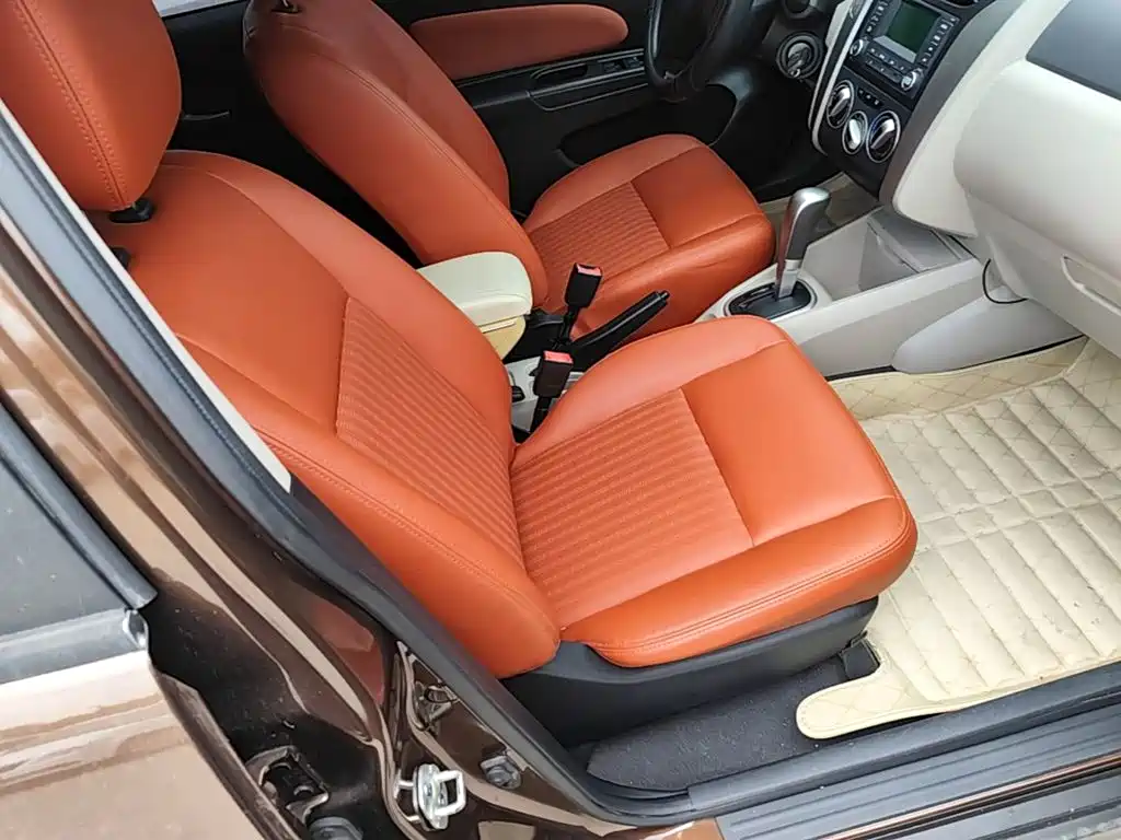 Venucia R50 2016 2016 Model 1.6L Automatic Elite Edition