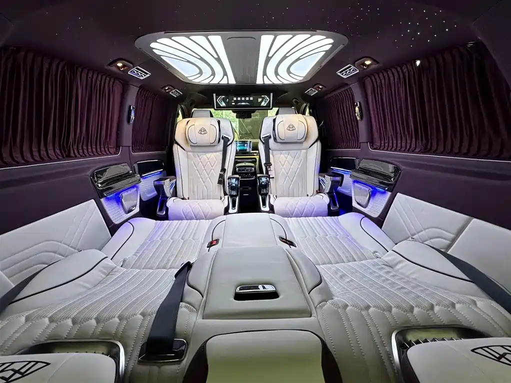 Mercedes-Benz Vito 2024 2.0T Elite Edition 7-Seater фото 26