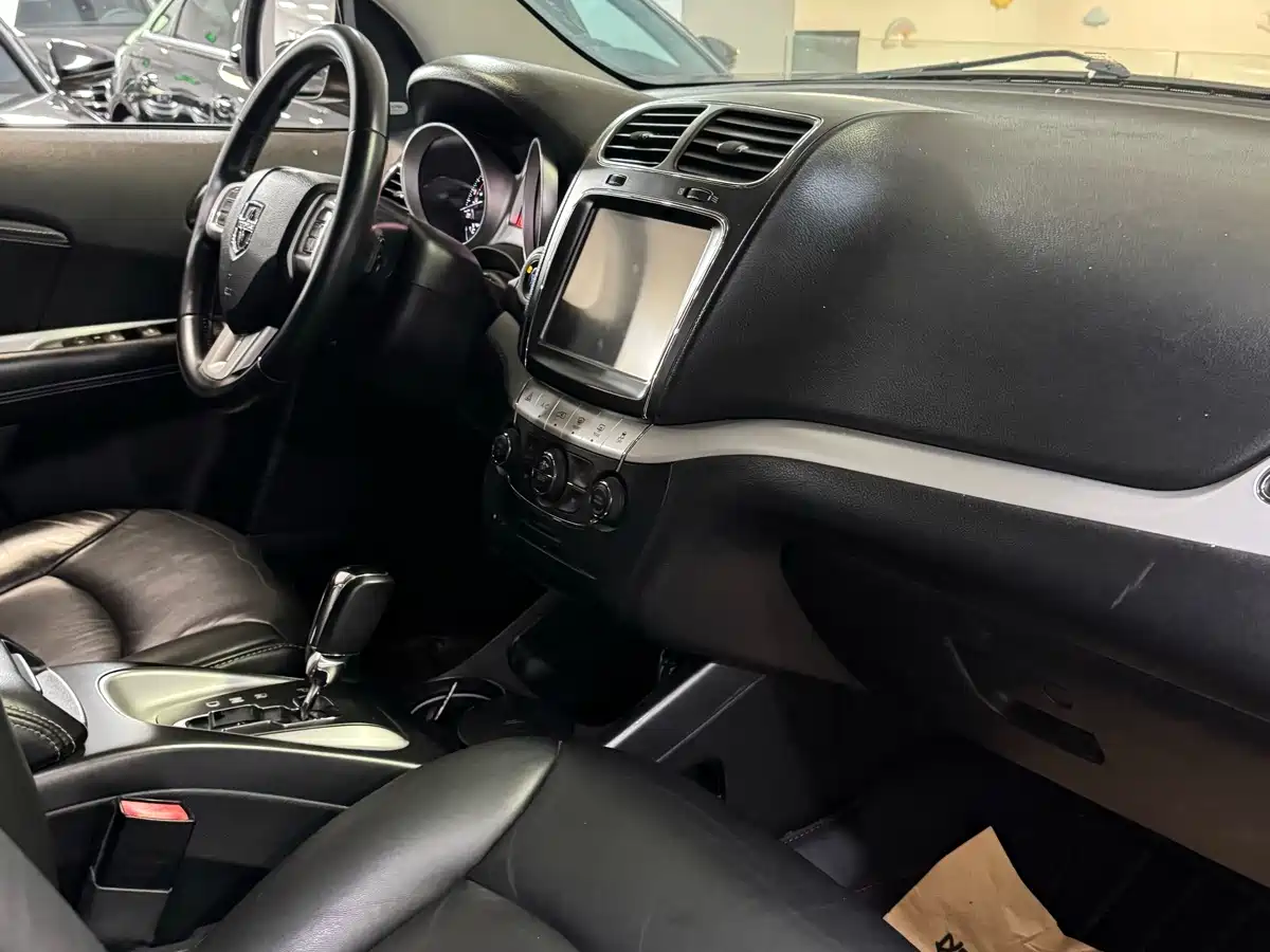 Dodge Journey 2015 2013 2.4L 2WD Smart Edition