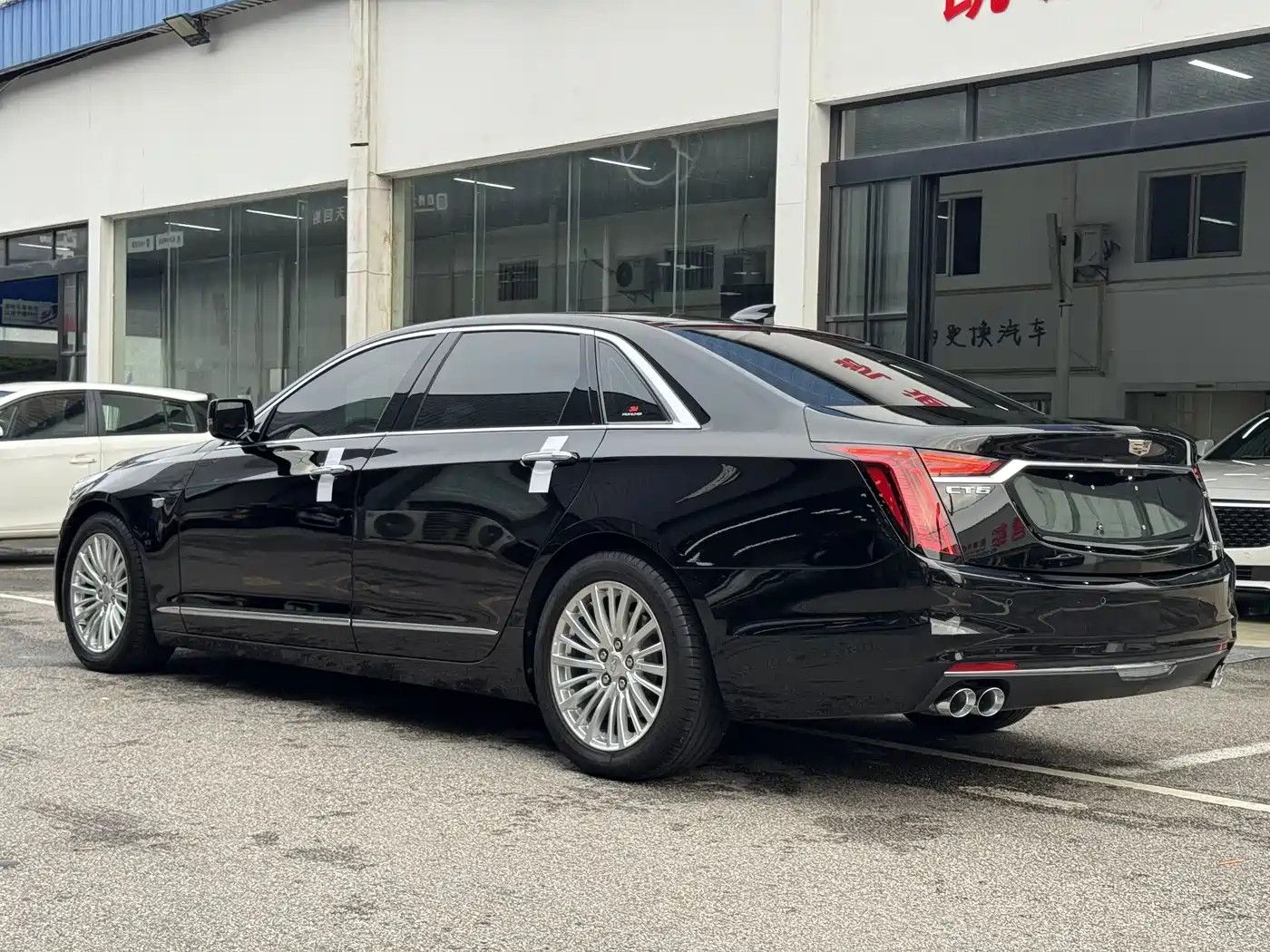 Cadillac CT6 2019 28T Luxury Model фото 20