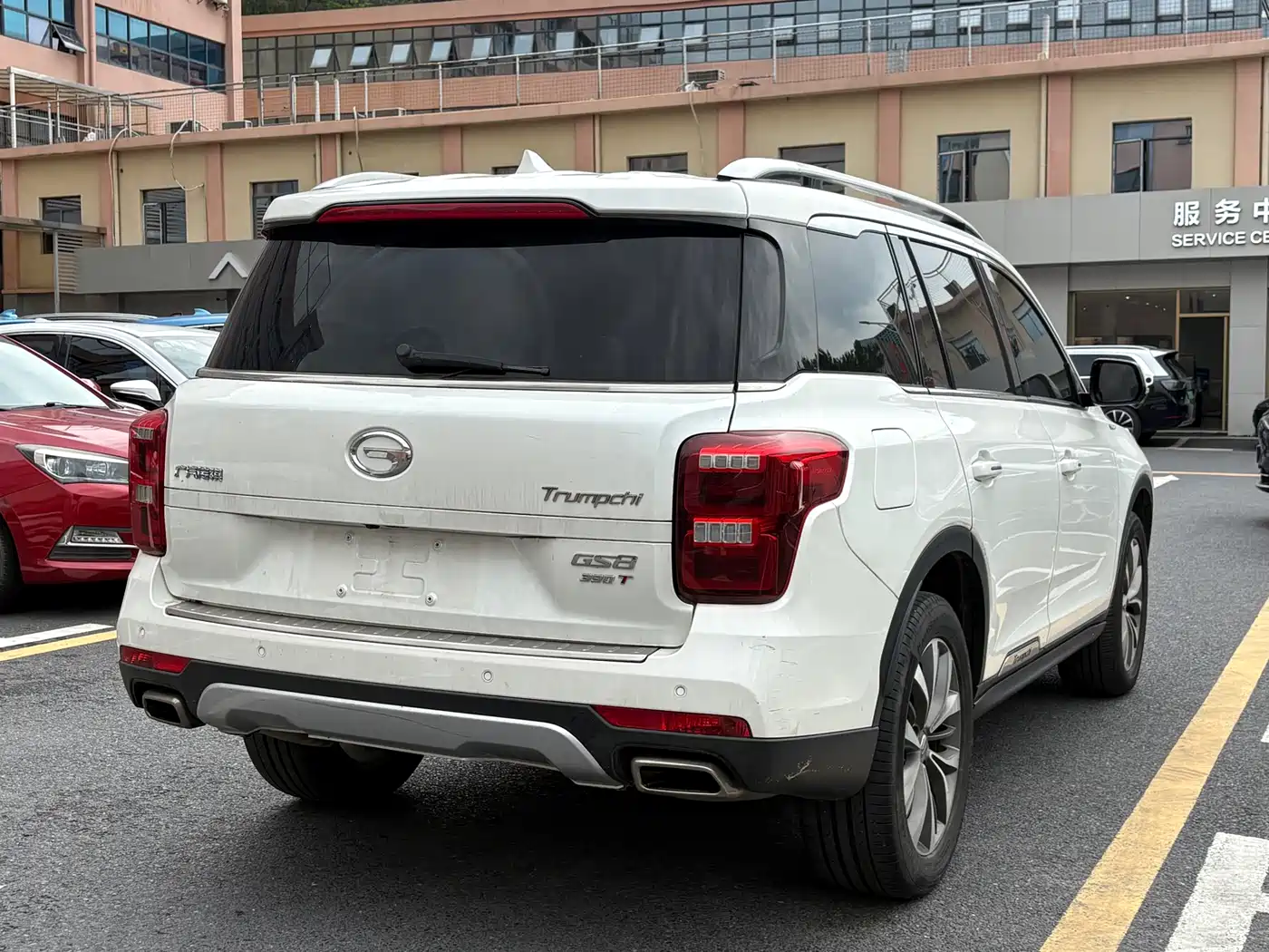 GAC Trumpchi Trumpchi GS8 2019 390T 2WD Luxury Smart Connect Edition (7-seater) фото 6