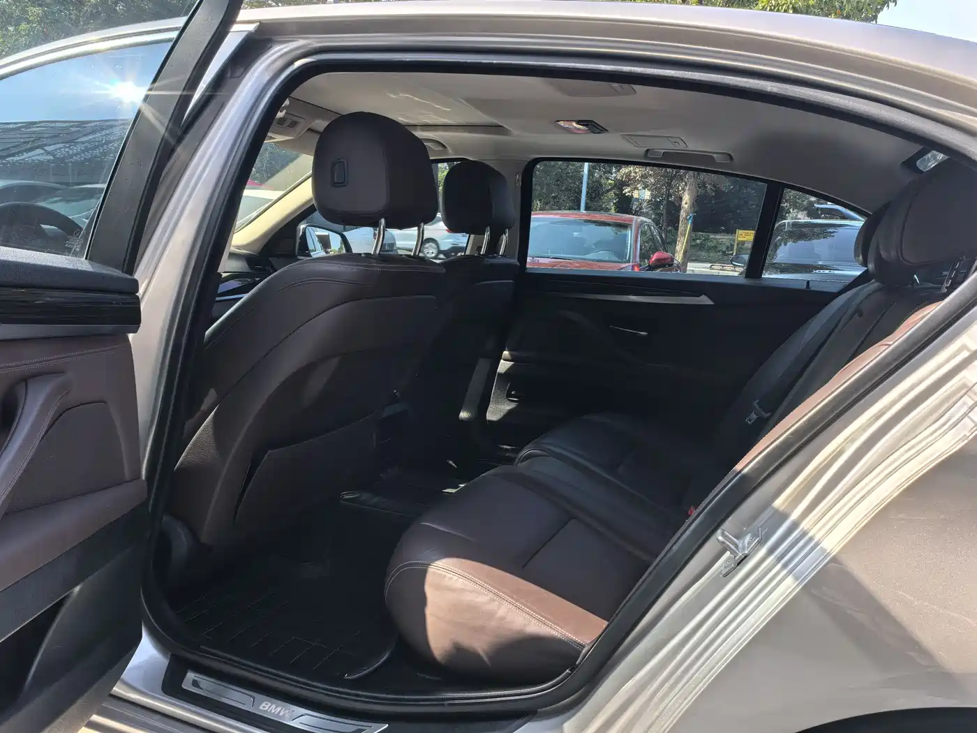 BMW 5 Series 2017 525Li Luxury Design Package фото 6