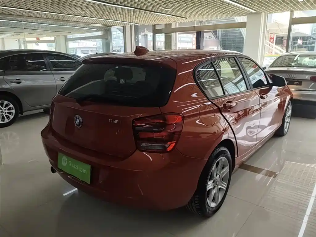 BMW 1 Series (Import) 2013 Facelift 116i Leading Model фото 7
