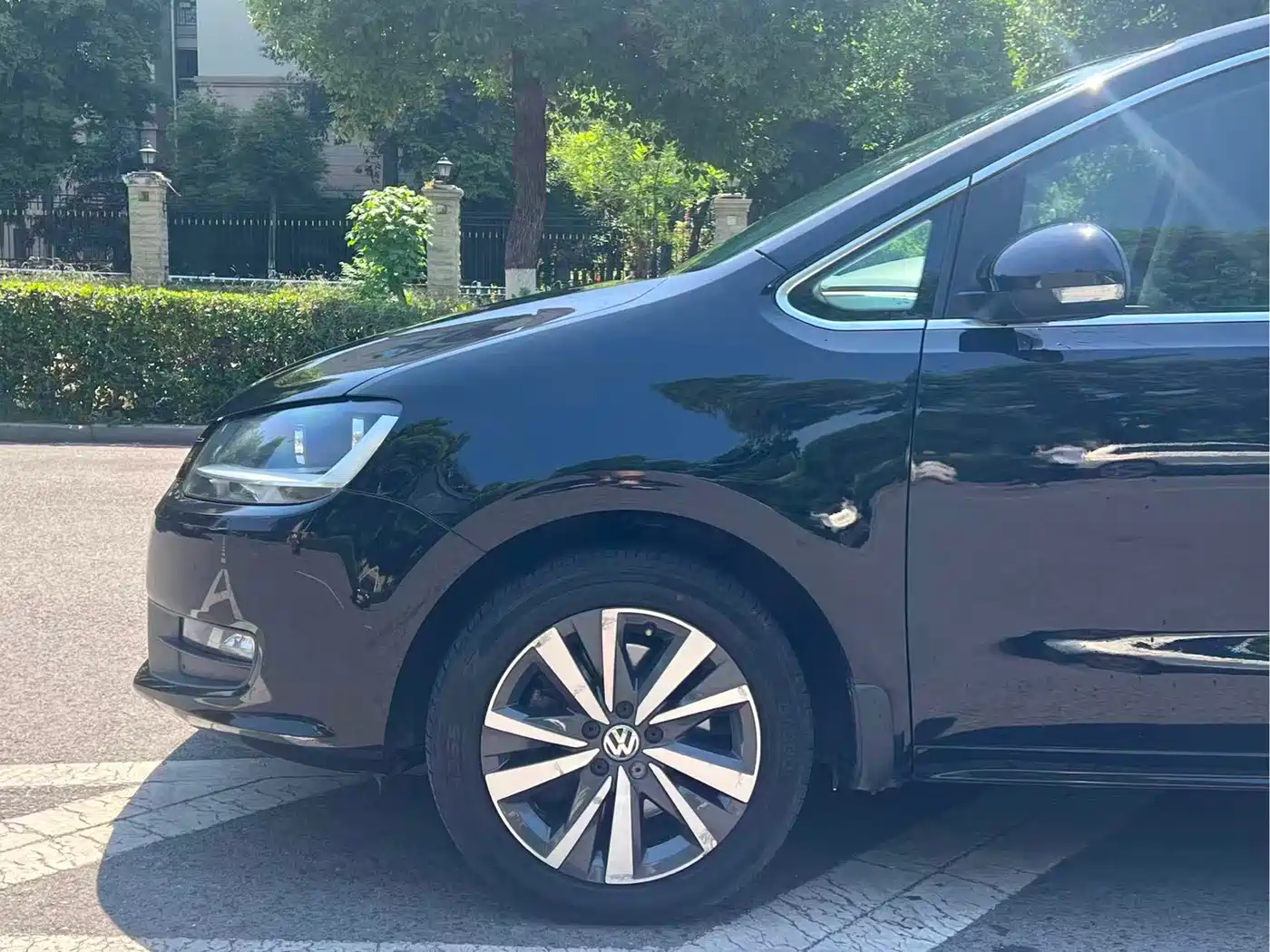 Volkswagen Sharan 2018 380TSI Premium 7-Seater фото 7
