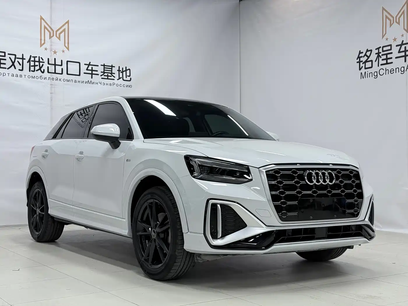 Audi Q2L 2022 35 TFSI Fashion Elegance фото 3