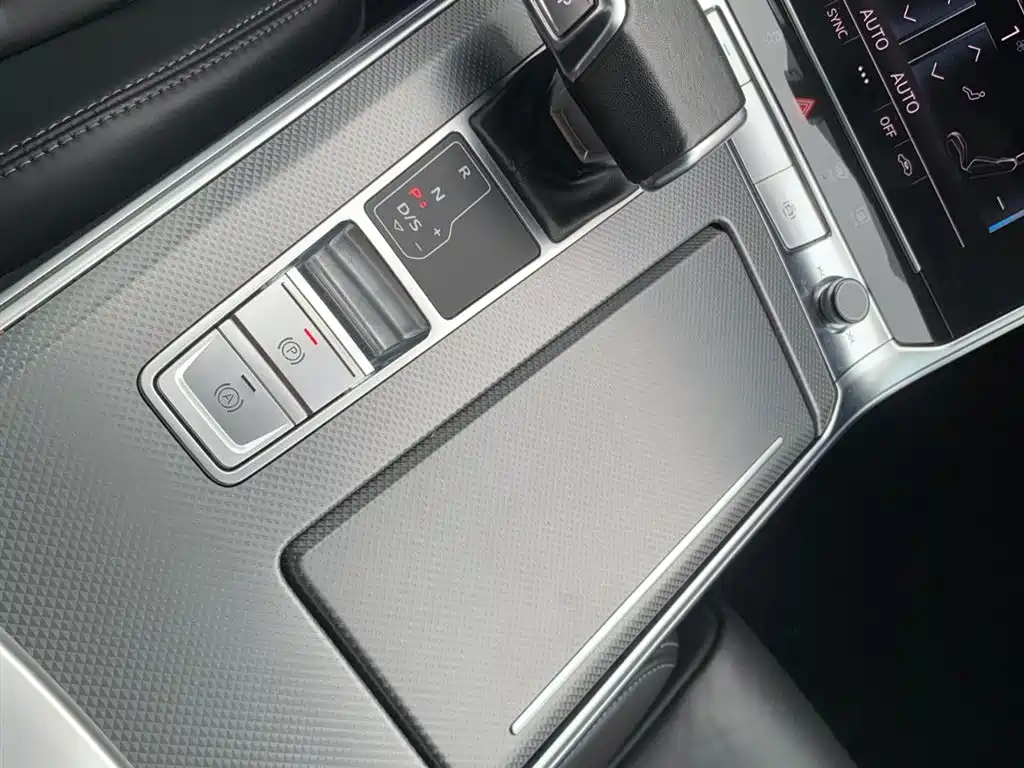 Audi A6L 2024 45 TFSI Premium Dynamic фото 14