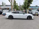 Фото 18 - Audi A7L