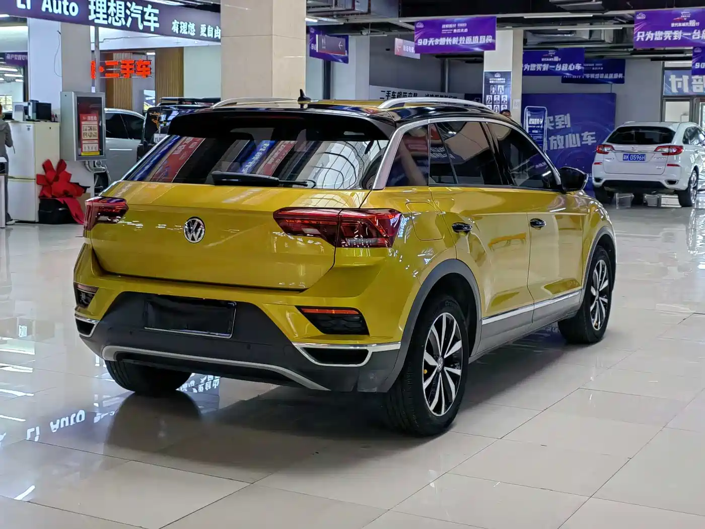 Volkswagen T-ROC 2018 280TSI DSG 2WD Comfort (China V) фото 7