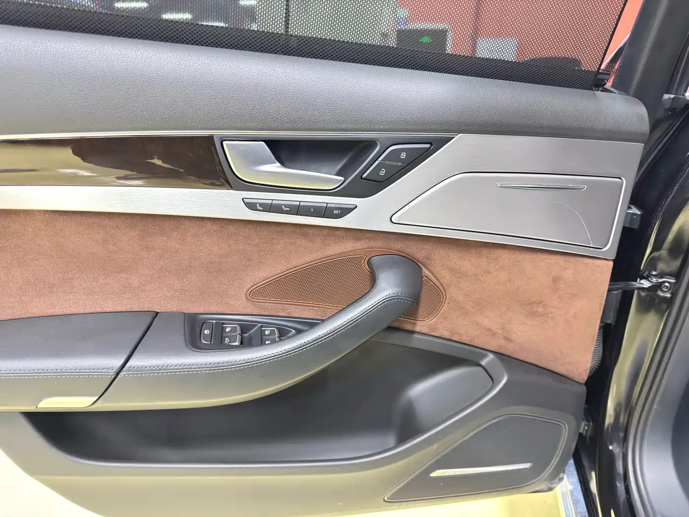 Audi A8 2013 A8L 45 TFSI quattro Luxury фото 18