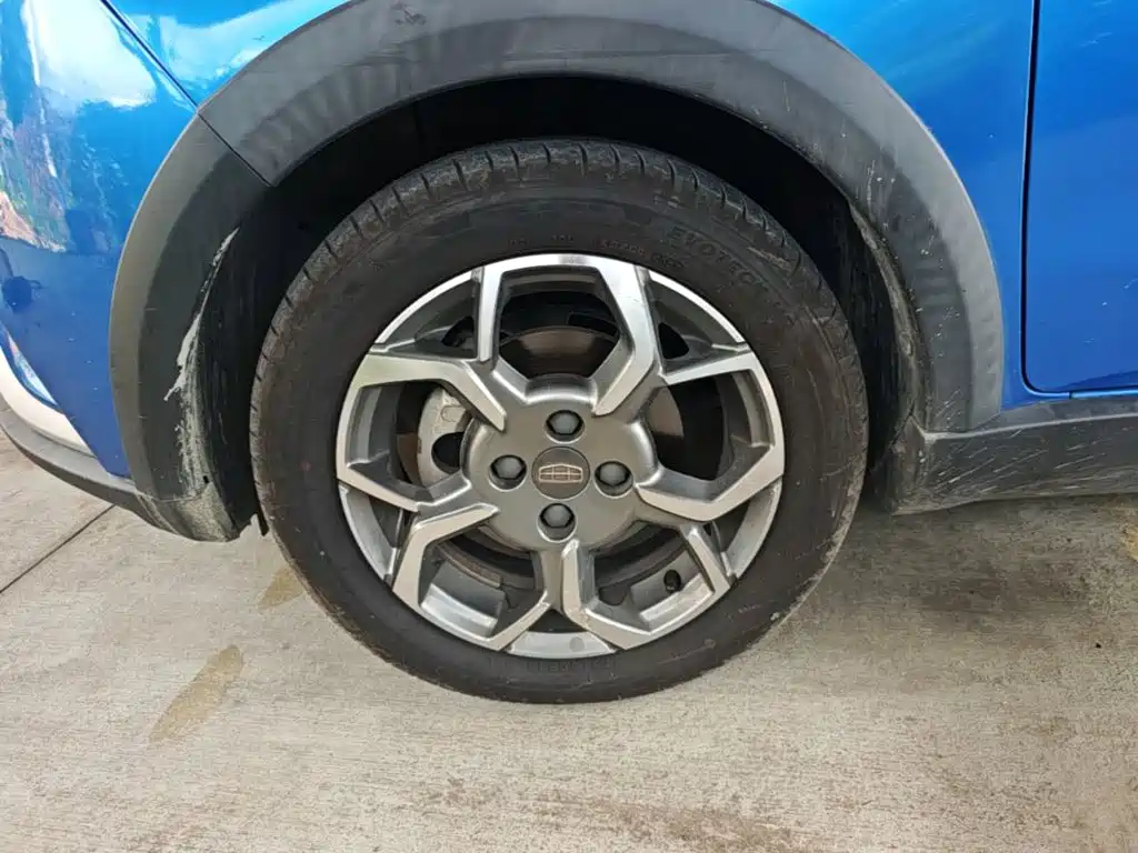 Geely Yuanjing X1 2018 2017 1.3L Auto Player Edition