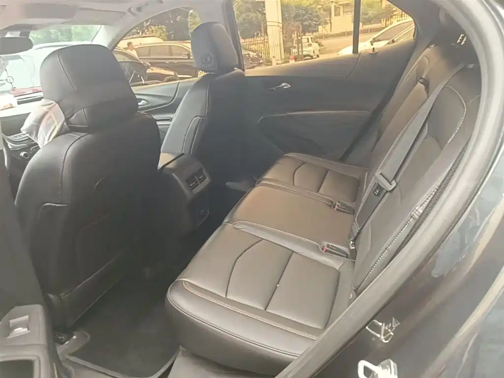 Chevrolet Equinox 2018 535T Automatic Control Edition фото 17