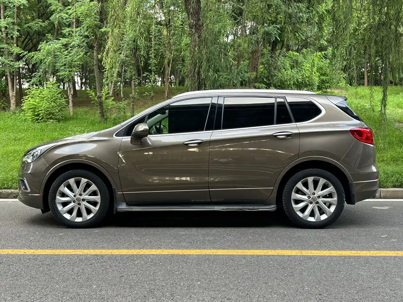 Фото 3 - Buick Envision Plus