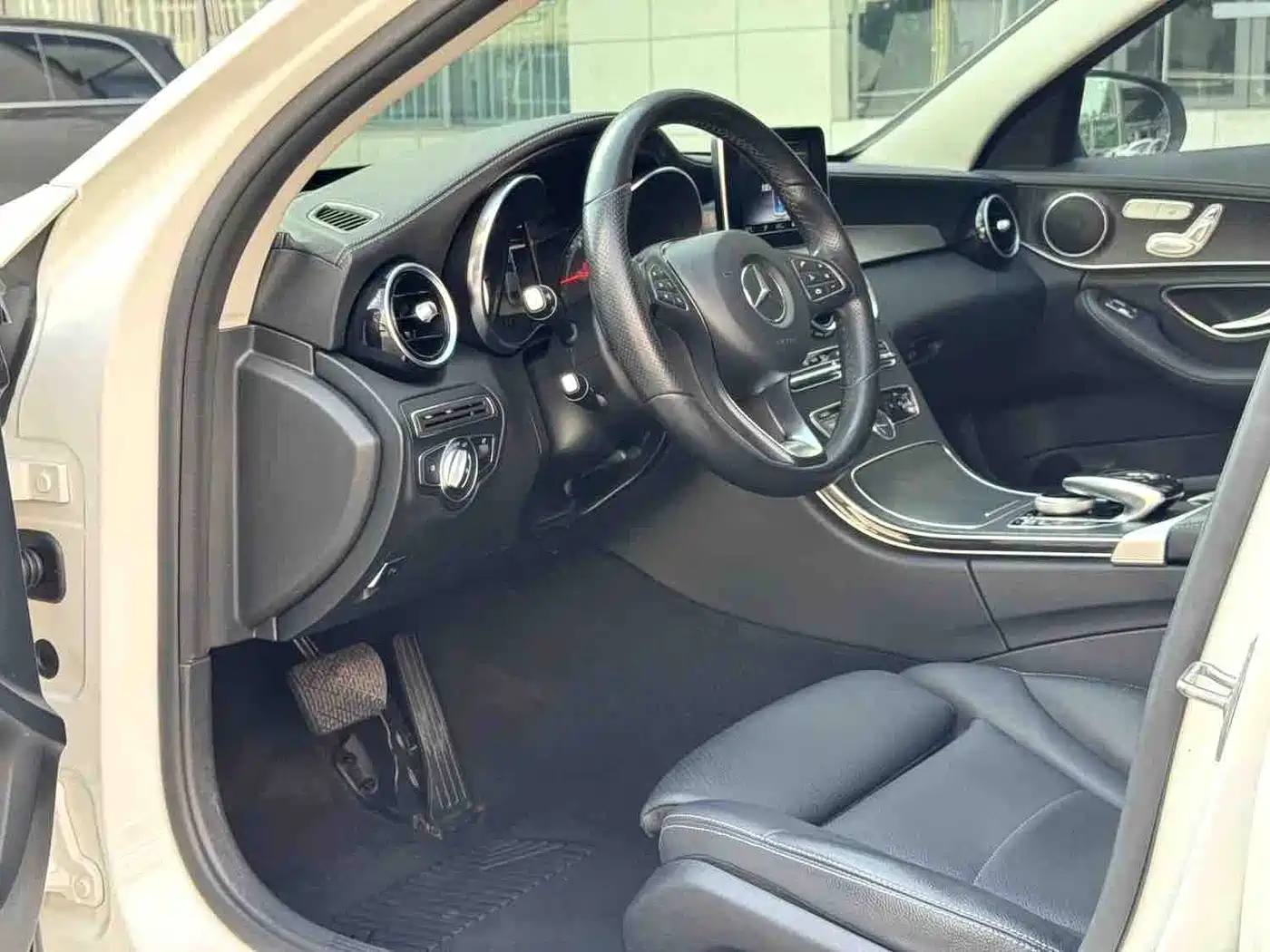 Mercedes-Benz C-Class 2018 C 200 L Sport Edition фото 7