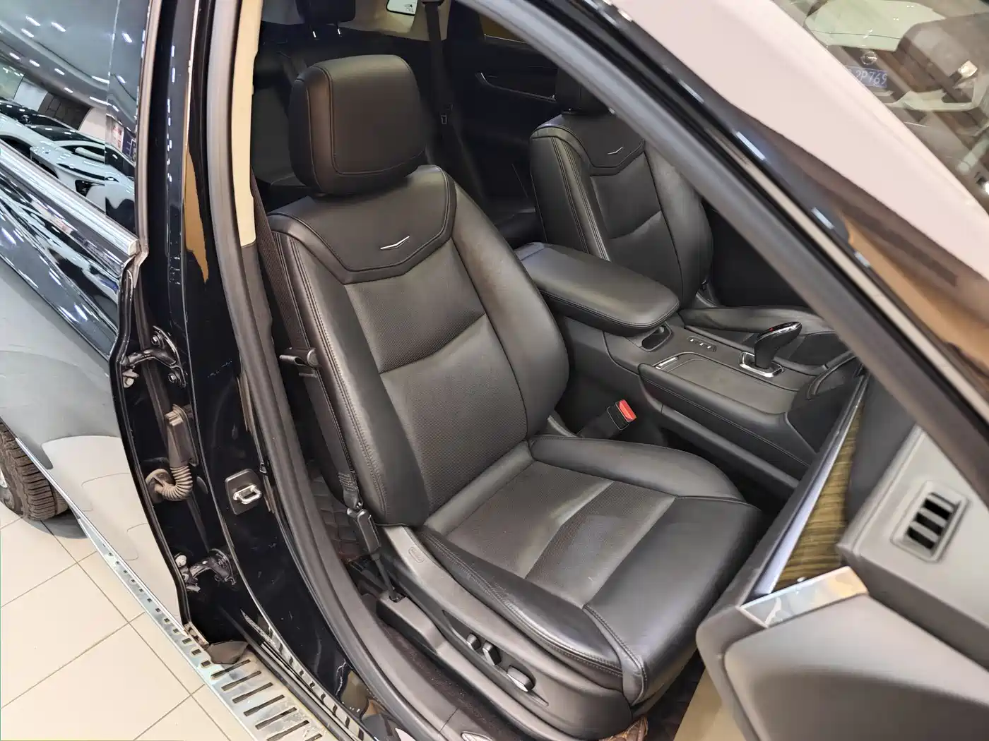 Cadillac XT5 2018 28T 4WD Luxury фото 34