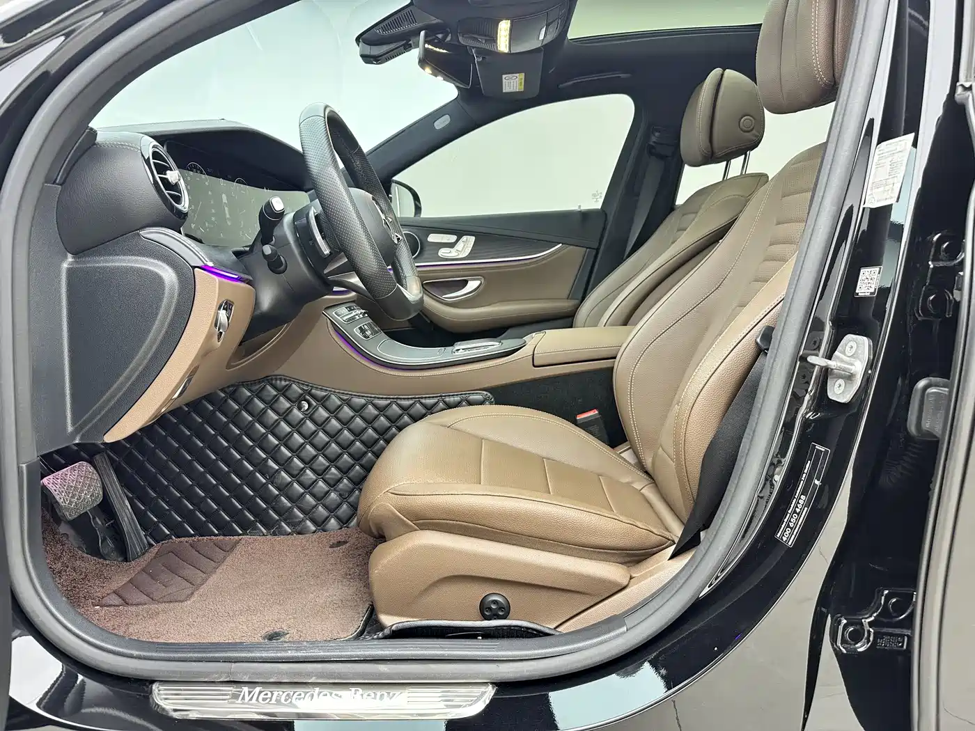 Mercedes-Benz E-Class 2023 E 300 L Sport Fashion фото 7