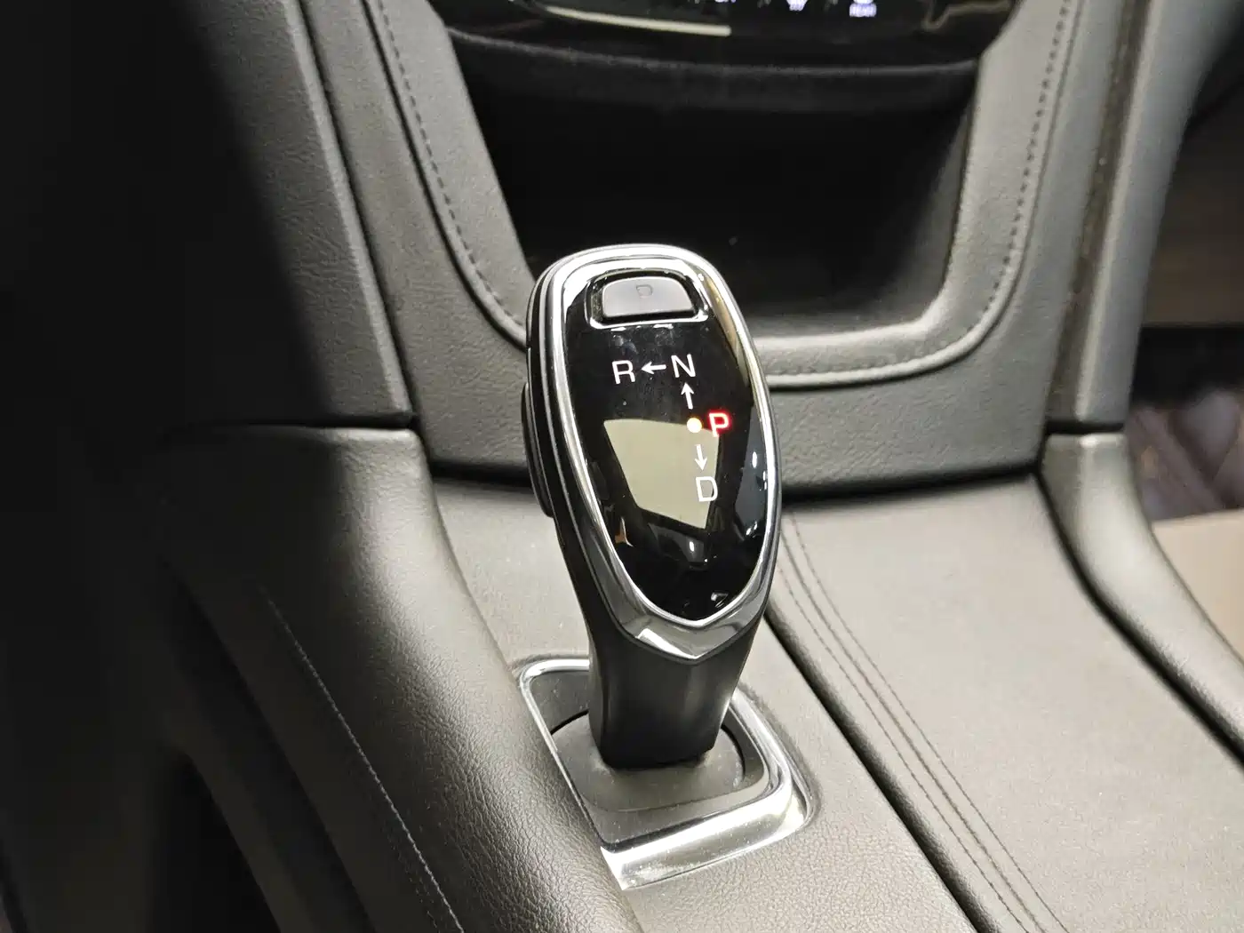 Cadillac XT5 2018 28T 4WD Luxury фото 19