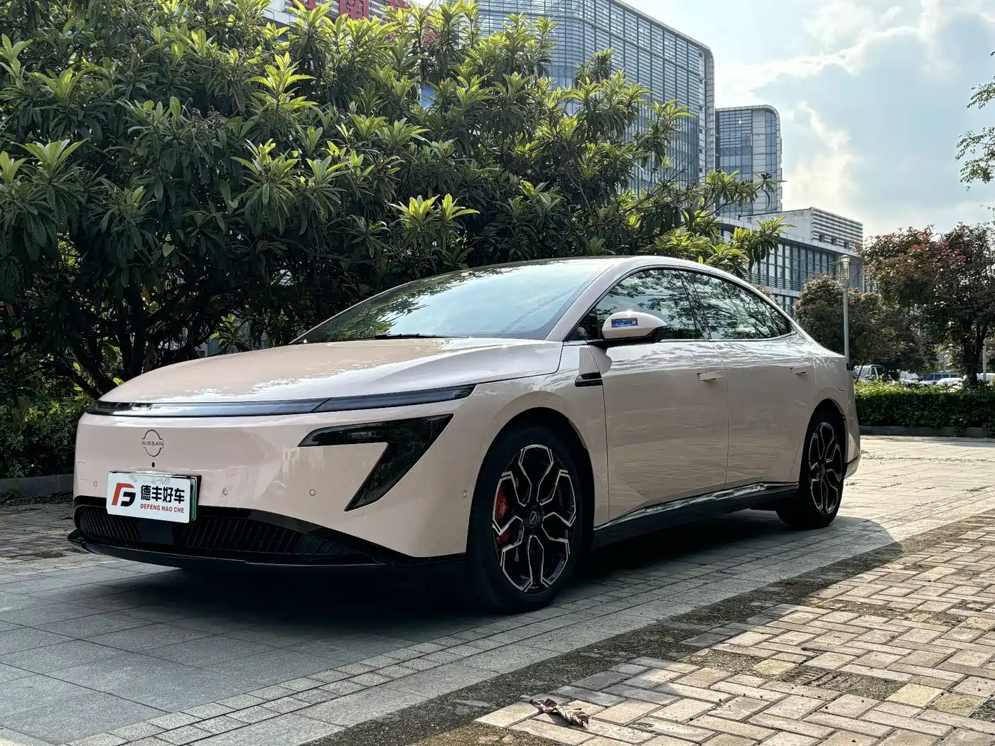 Nissan N7 2025 Model 625 Max
