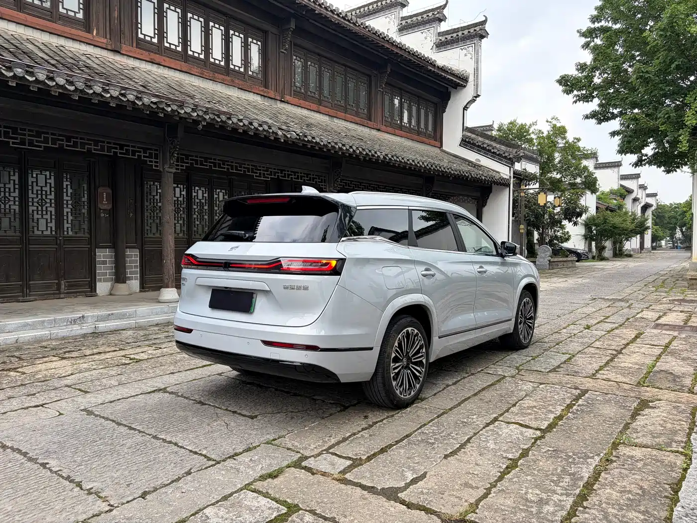 Jetour Shanhai L9 2025 2025 Model 1.5TD 2DHT Flagship 6-Seater