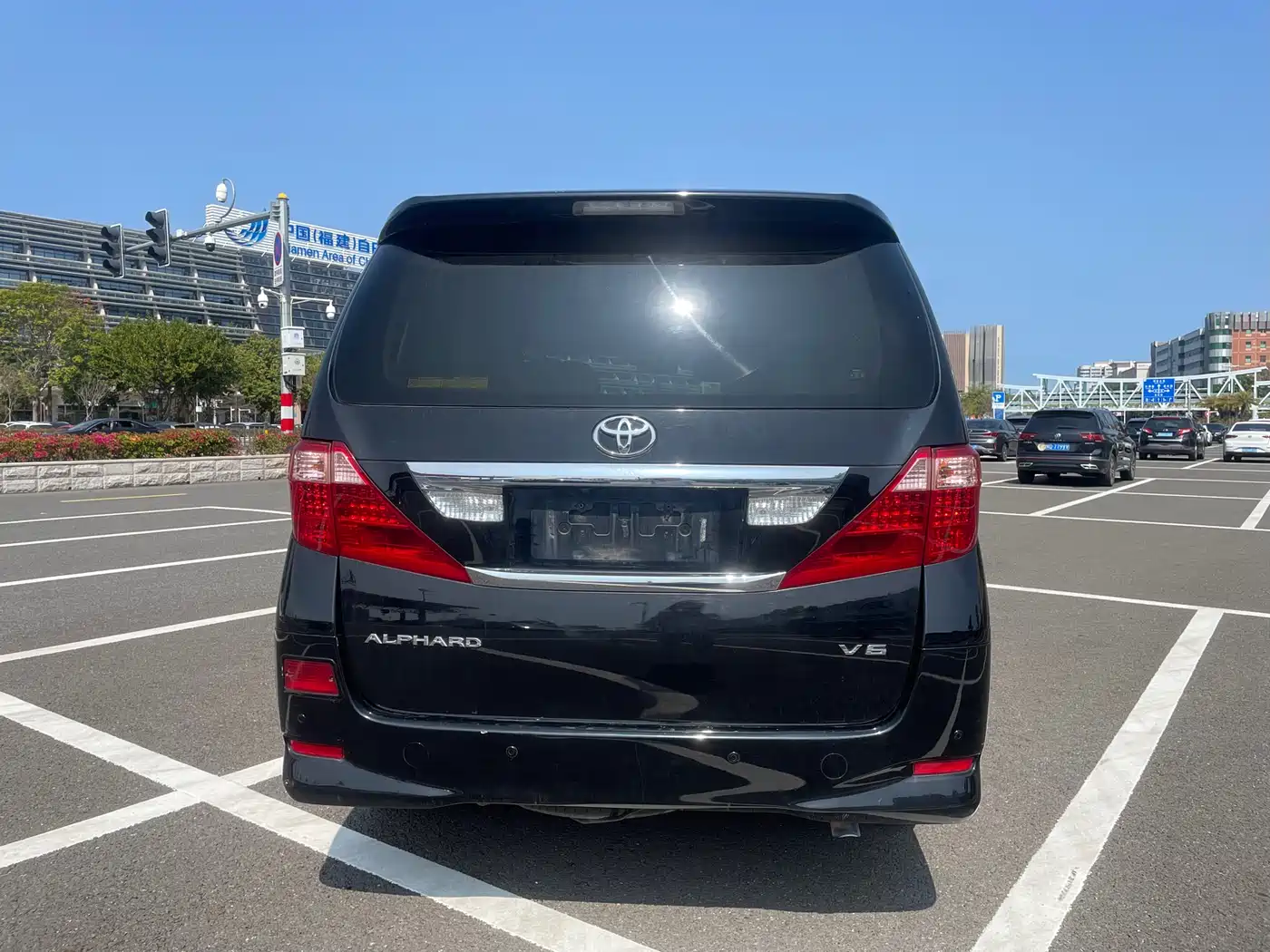 Toyota Alphard 2012 3.5L Luxury Edition фото 9