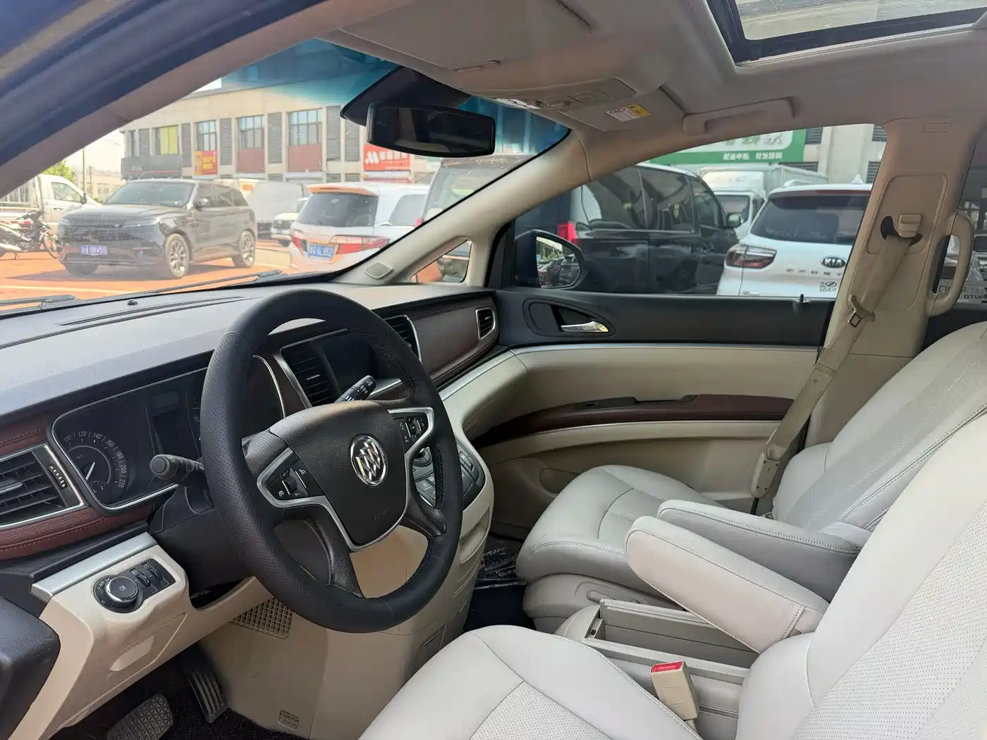 Buick GL8 2017 25S Premium Model China V фото 8
