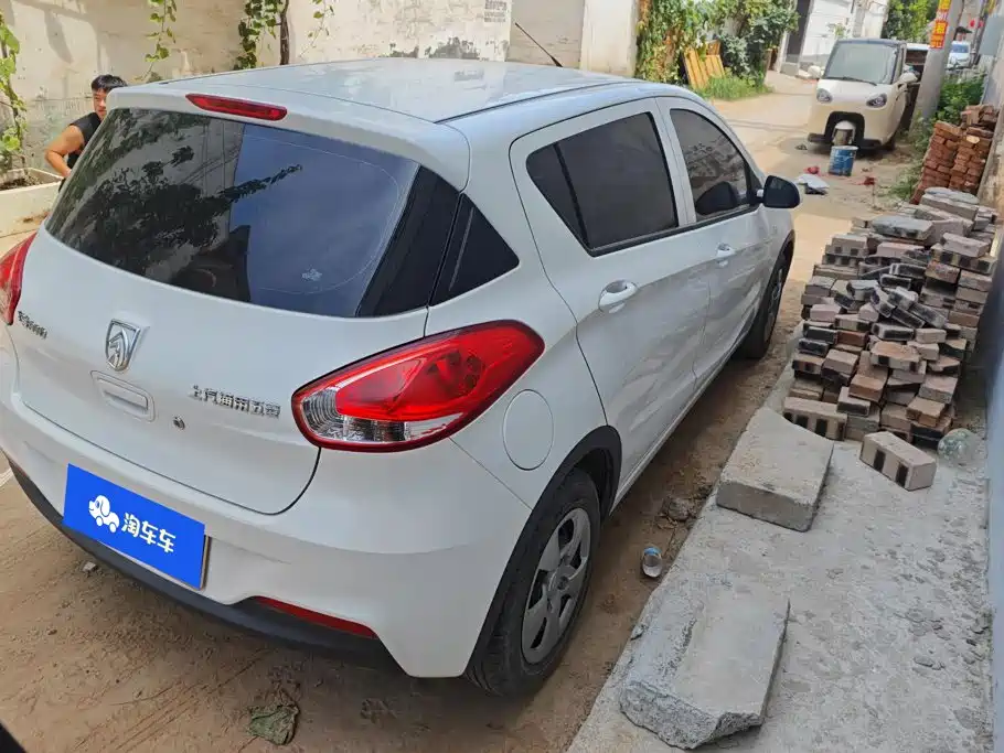 Baojun 310 2019 2020 1.2L Manual Comfort Edition