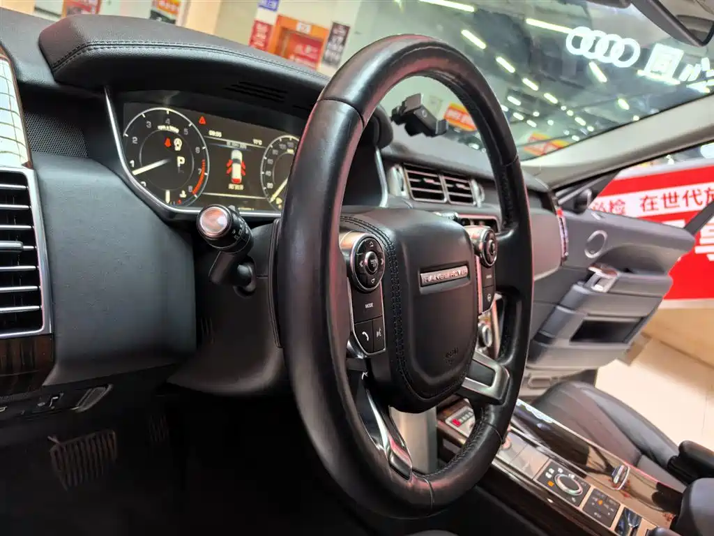 Land Rover Range Rover 2014 3.0 SC V6 Vogue фото 16