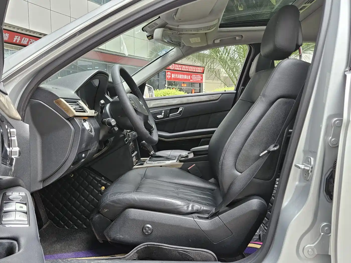 Mercedes-Benz E-Class (Import) 2010 E 200 CGI Elegance фото 5
