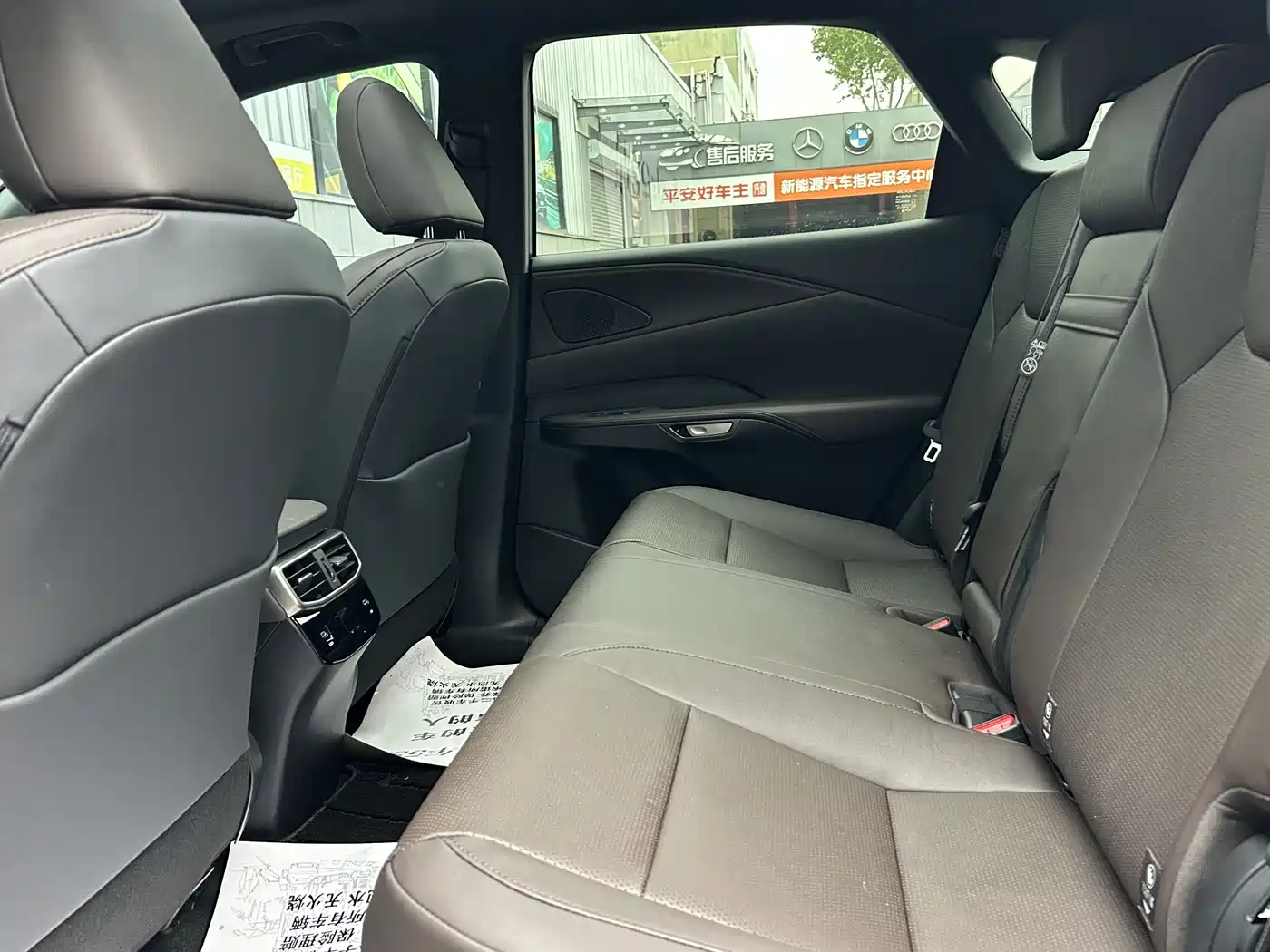Lexus RX 2023 350h 4WD Pure Edition фото 13