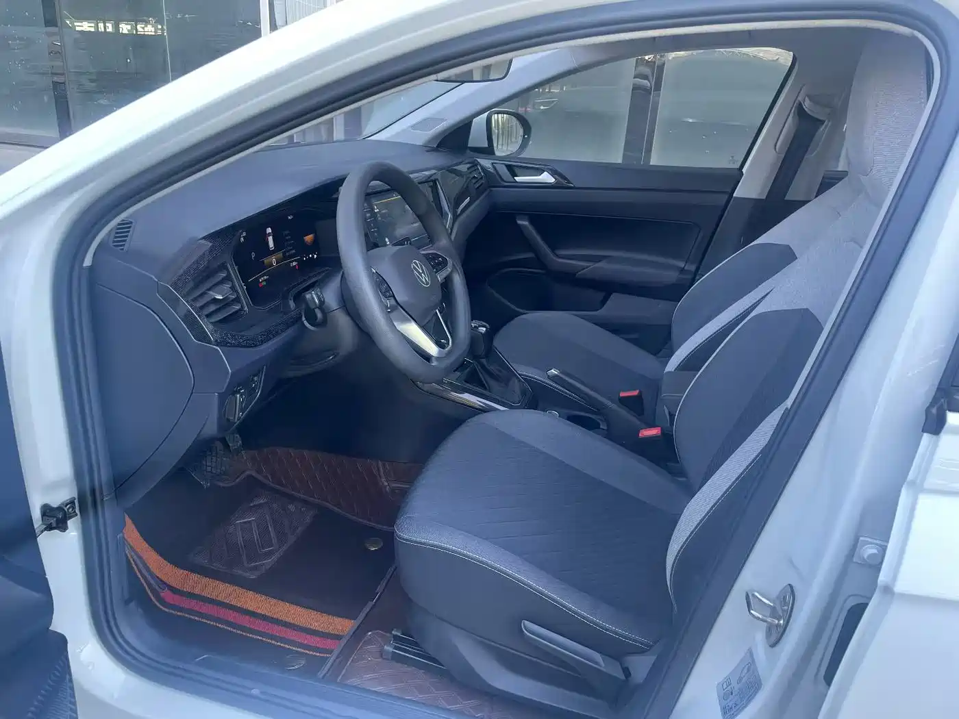 Volkswagen Lavida 2023 Xinrui 1.5L Auto Xinyi Edition фото 7