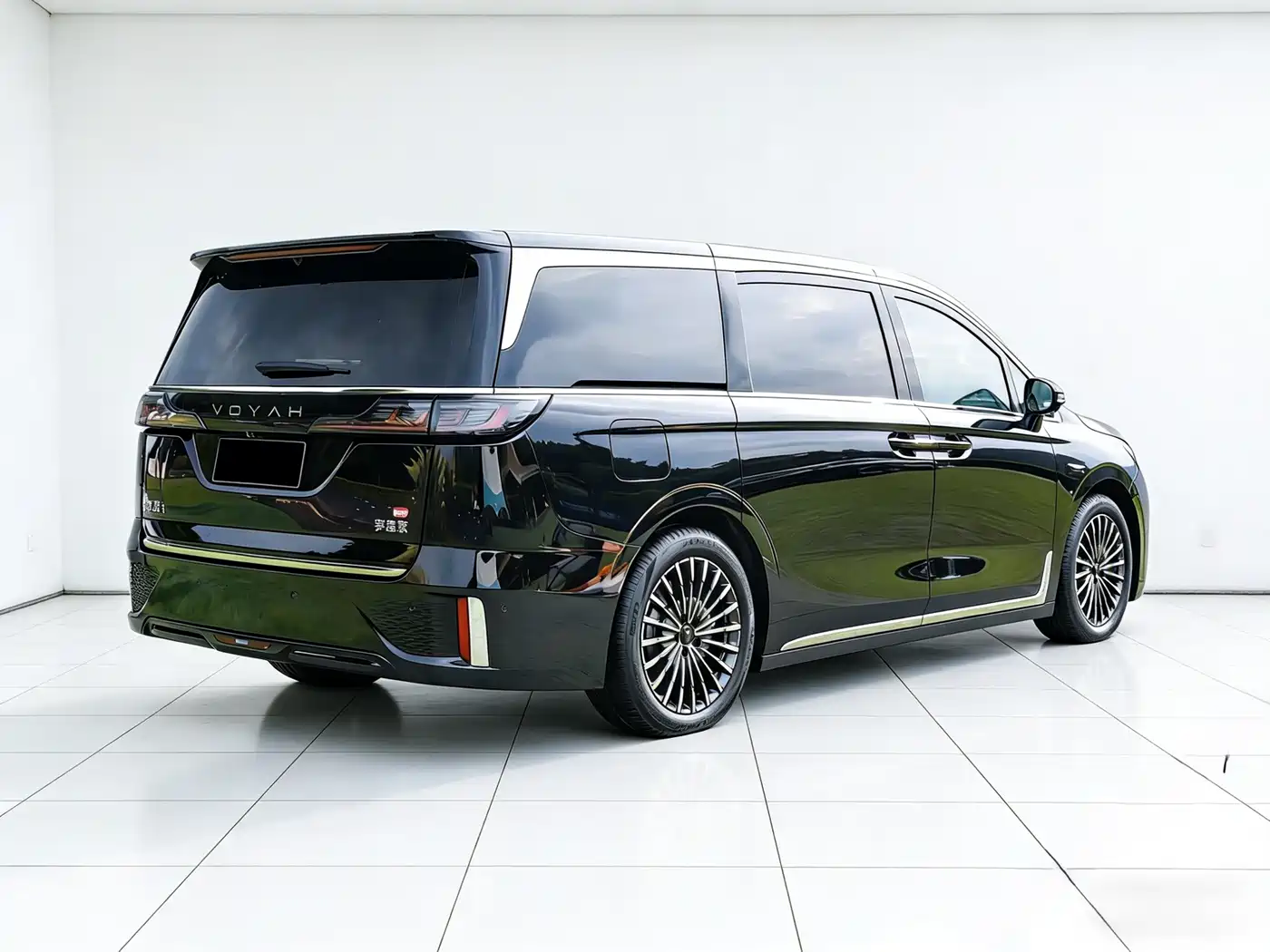 Voyah Auto Voyah Dreamer 2025 Model PHEV Basic Version фото 6