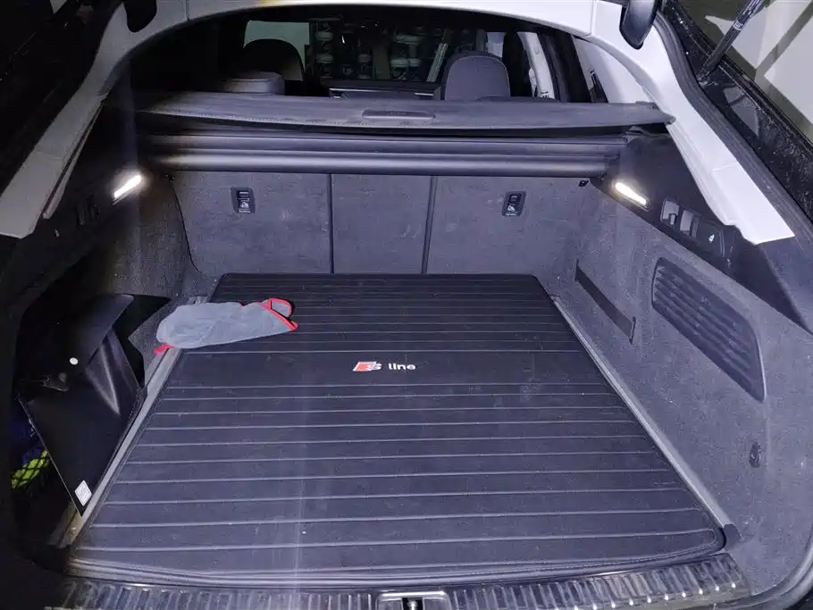 AUDI A6 (IMPORT)