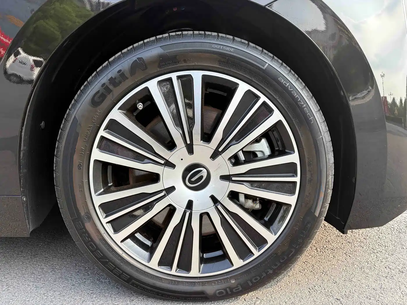 GAC Trumpchi Trumpchi E8 NEV 2024 Model 150km MAX+ фото 19