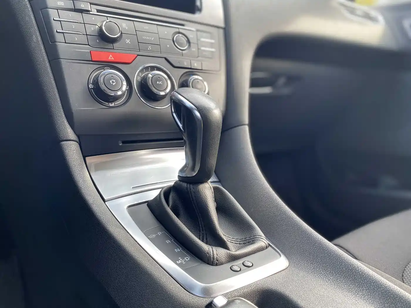 Фото 21 - DS 5LS