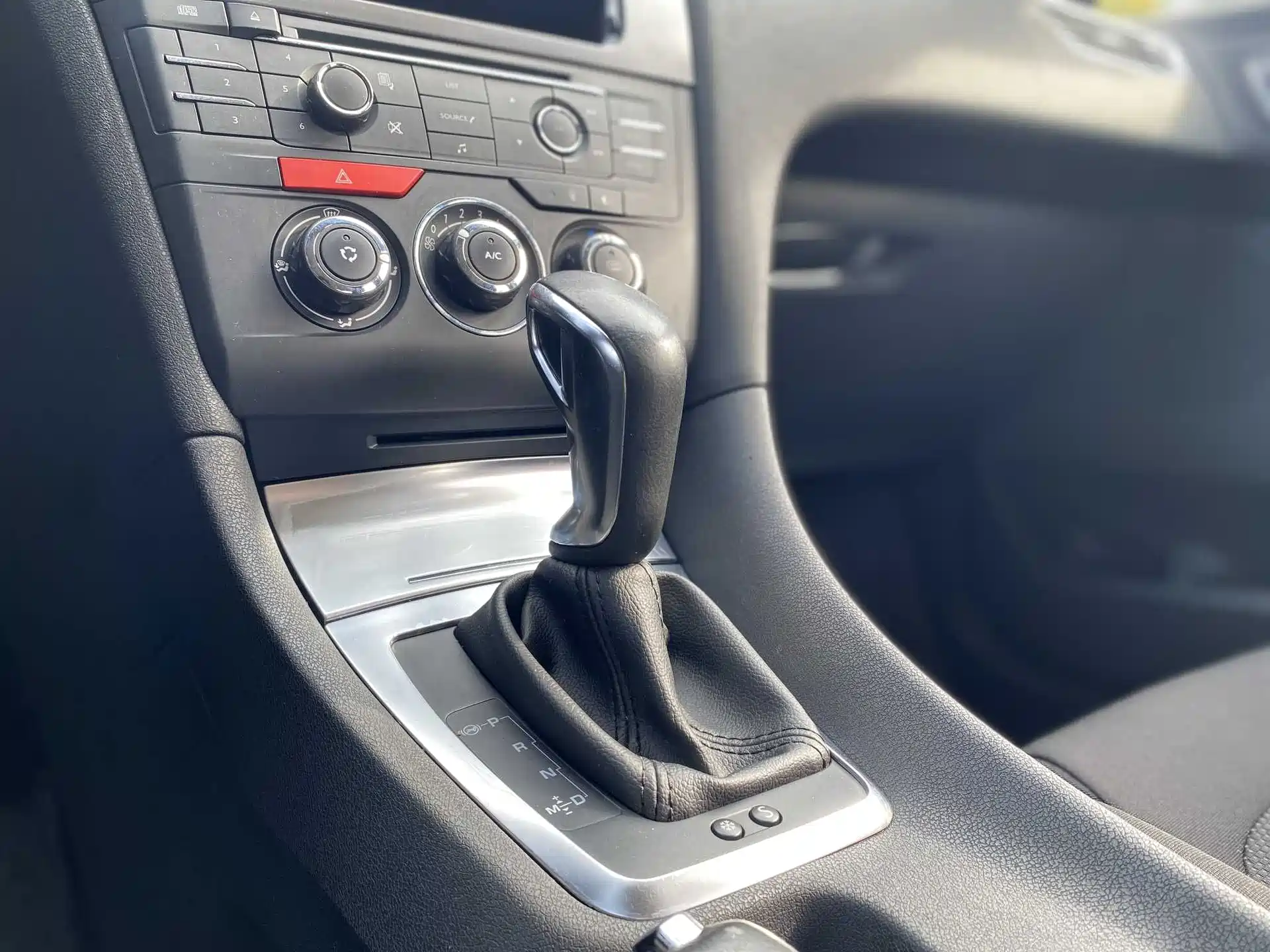 Фото 21 - DS 5LS