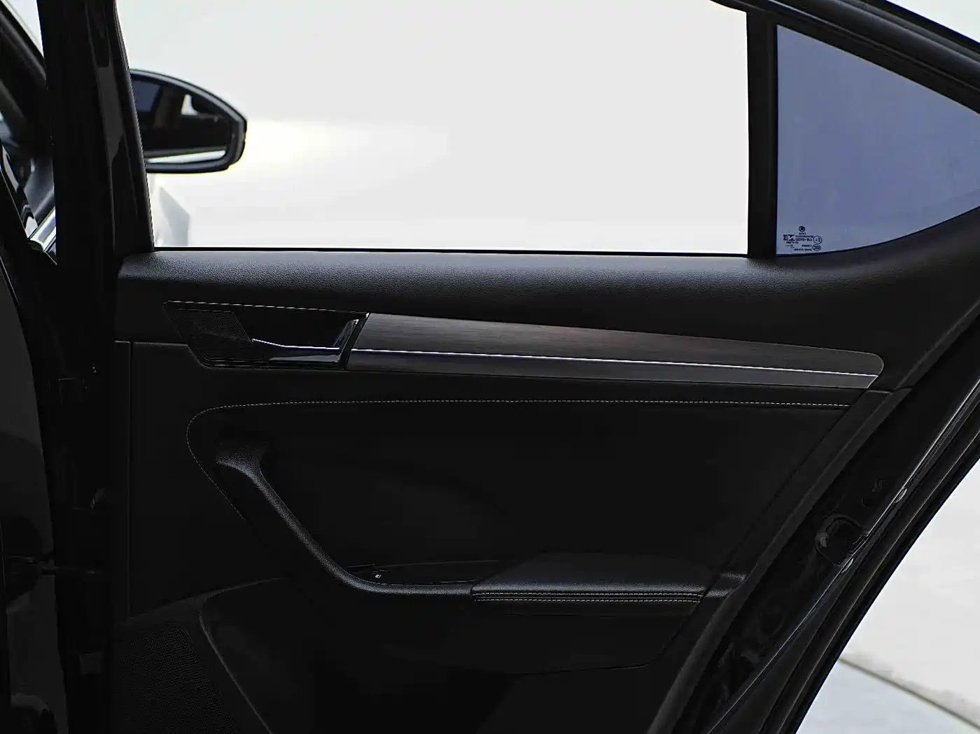 Škoda Superb 2023 Facelift TSI280 DSG Premium Edition фото 14