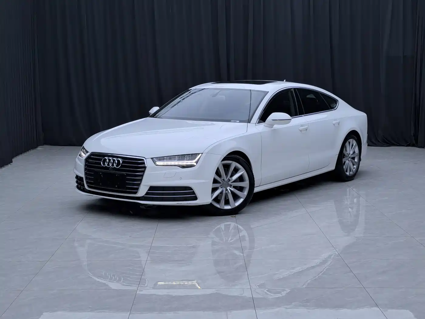 Фото 1 - Audi A7