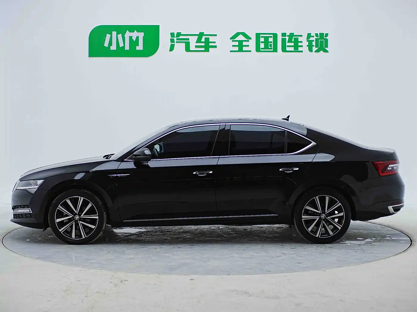 Škoda Superb 2023 Facelift TSI280 DSG Premium Edition фото 5