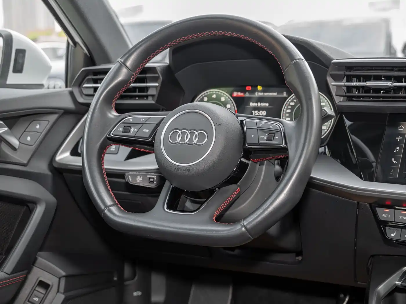 Audi A3 2023 A3L Limousine 35 TFSI Luxury Sport фото 12