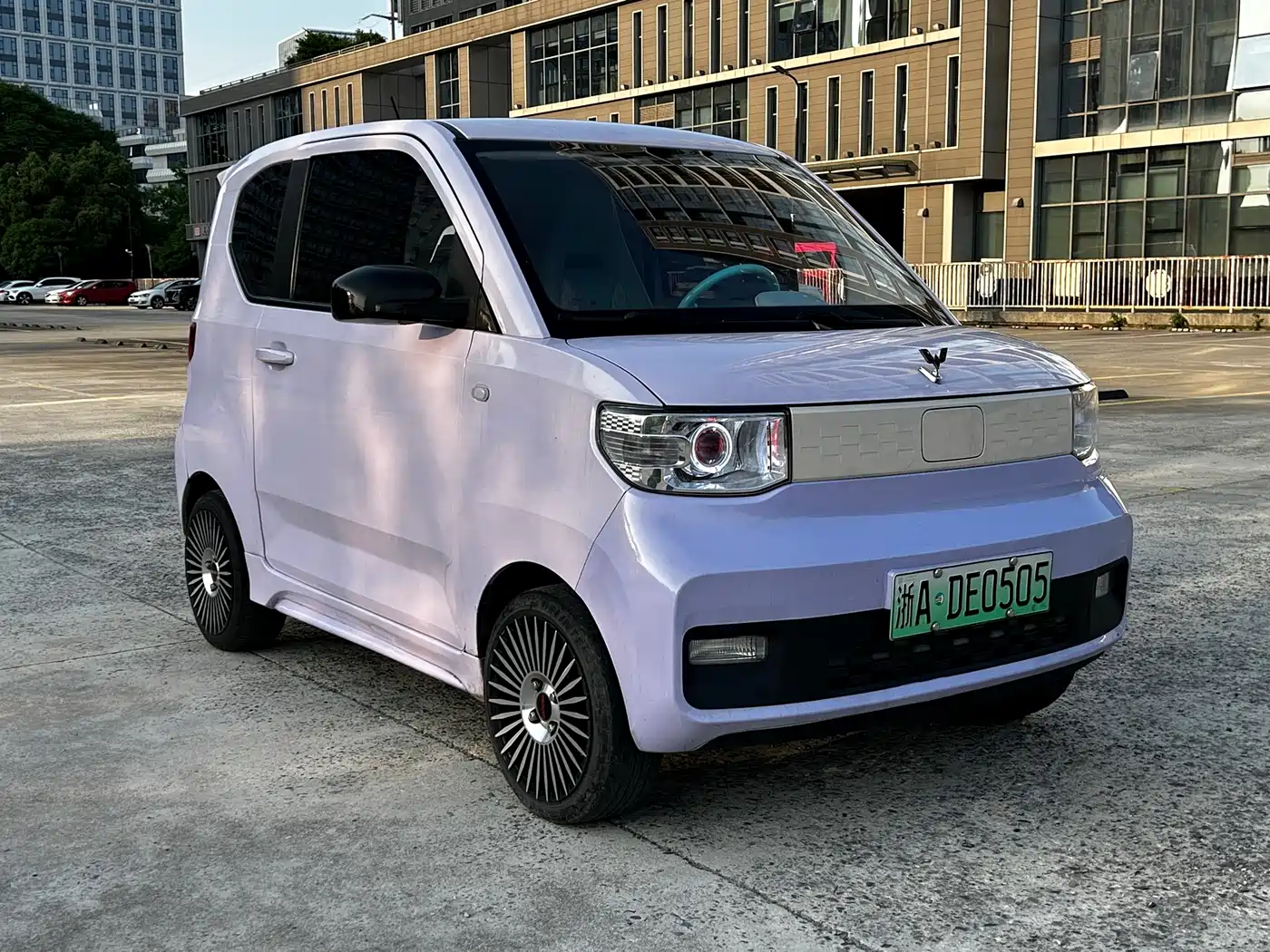 WULING AUTOMOBILE HONGGUANG MINIEV