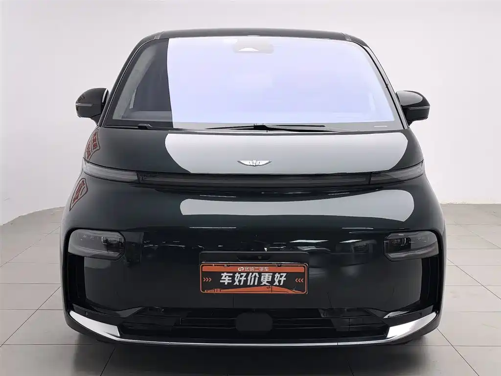 Geely Galaxy Yizhen L380 2025 Model 805km Flagship Edition AWD фото 3