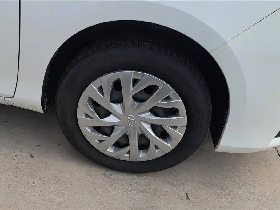 Toyota YARiS L Zhi Xuan 2019 1.5E CVT MeiDong Edition China VI фото 6