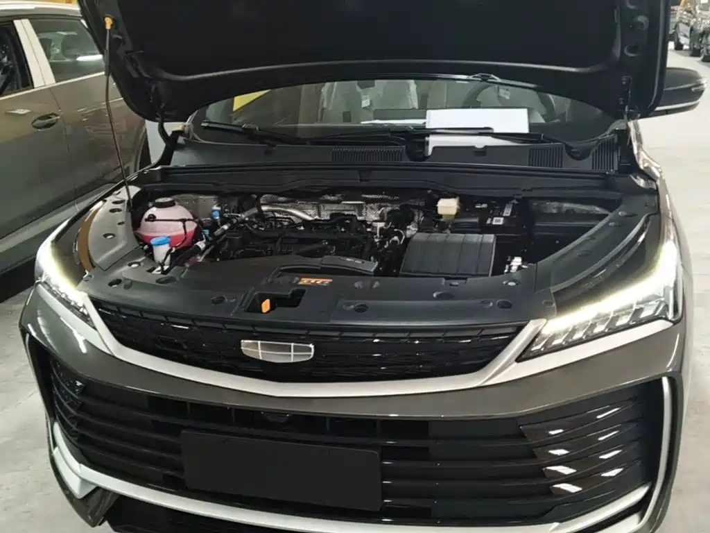 Photo 20 - Geely Coolray