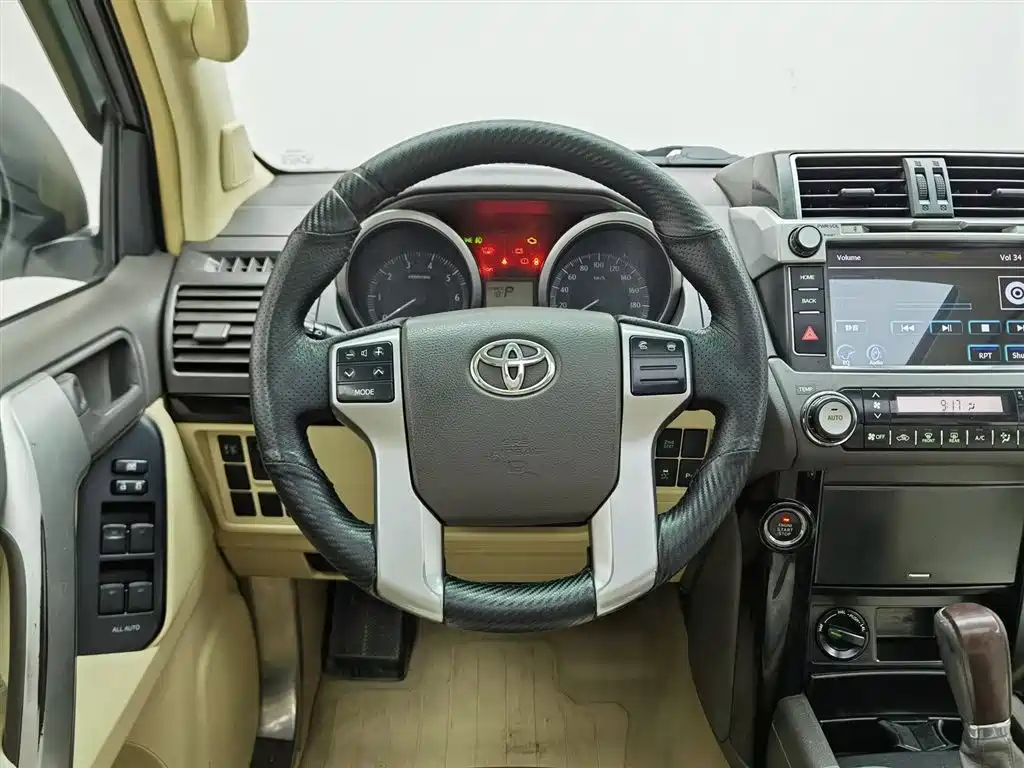 Toyota Prado 2015 2.7L Automatic Standard фото 11