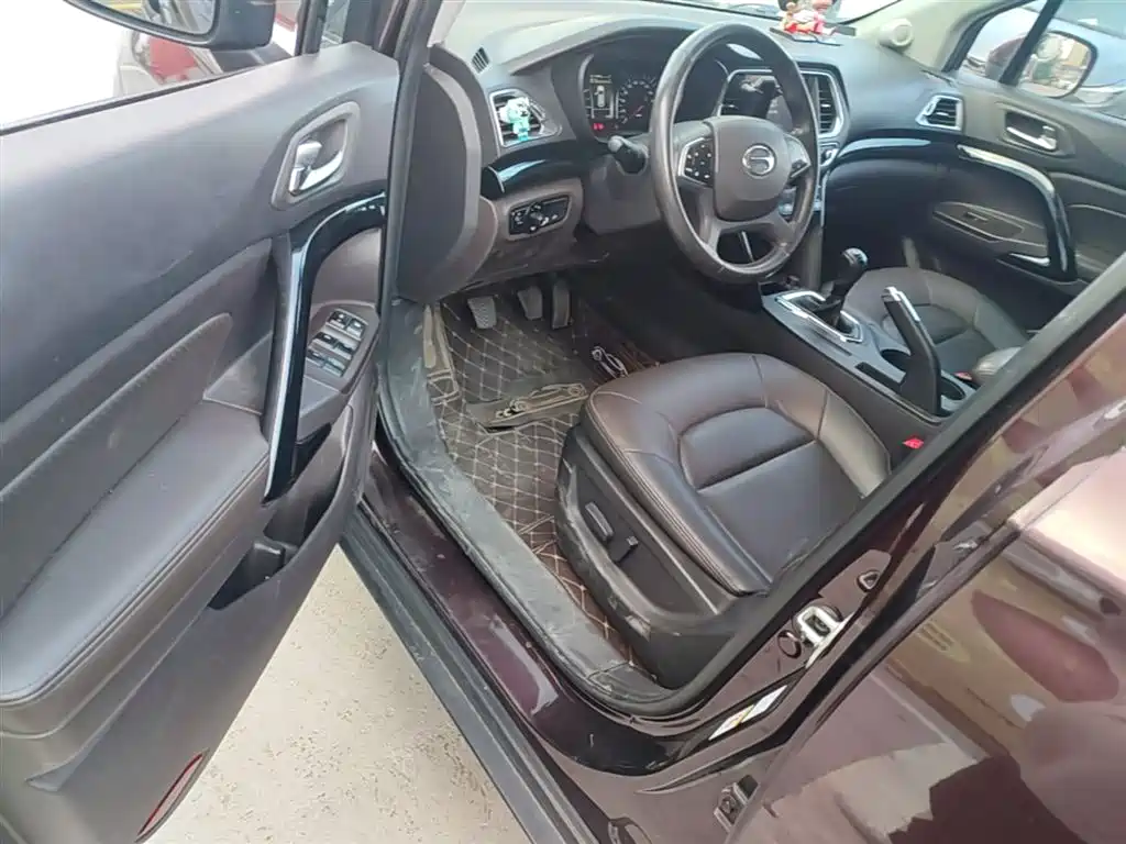 GAC Trumpchi Trumpchi GS4 2015 200T Manual Luxury Edition фото 16