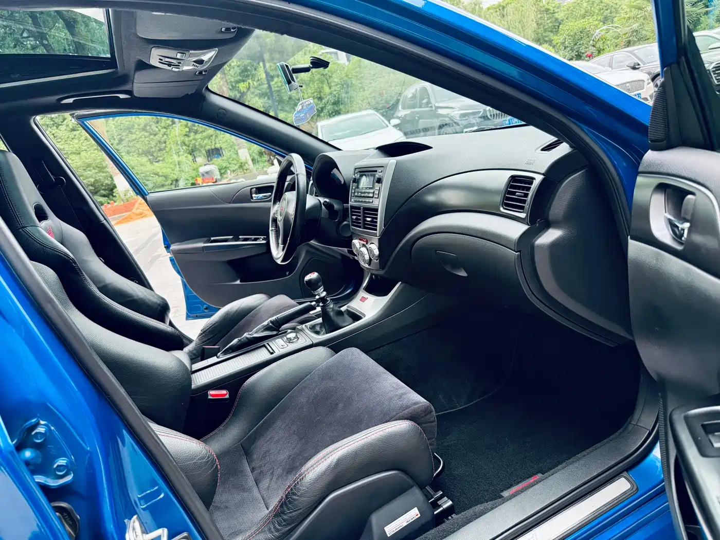 Subaru Impreza 2011 2.5T WRX STi Sedan фото 15