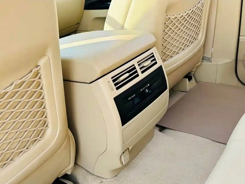 Toyota Land Cruiser 2018 2016 4.6L Automatic VX-R