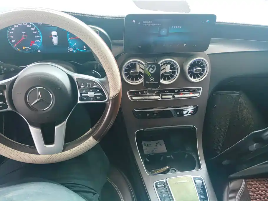 Mercedes-Benz GLC 2020 Facelift GLC 260 L 4MATIC Luxury фото 12